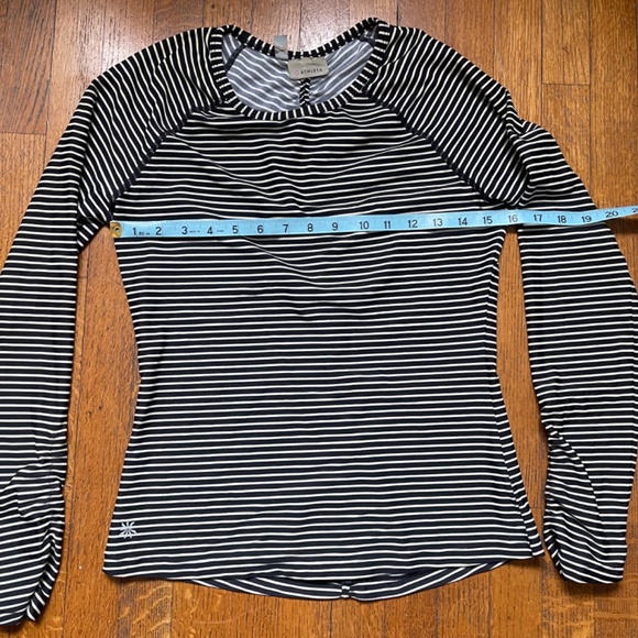 Athleta Gardenia Grove Rash guard Long Sleeve Striped Top Size Small EUC - Picture 7 of 11